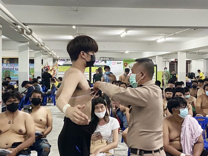 นนท์ เดอะวอยซ์ ไม่ต้องลุ้นใบดำใบแดง