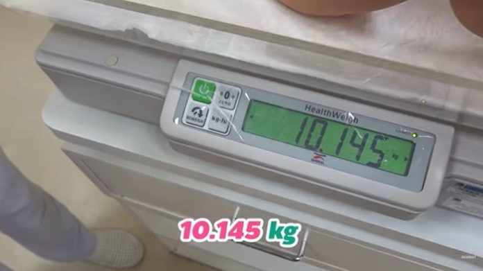 มีก้า