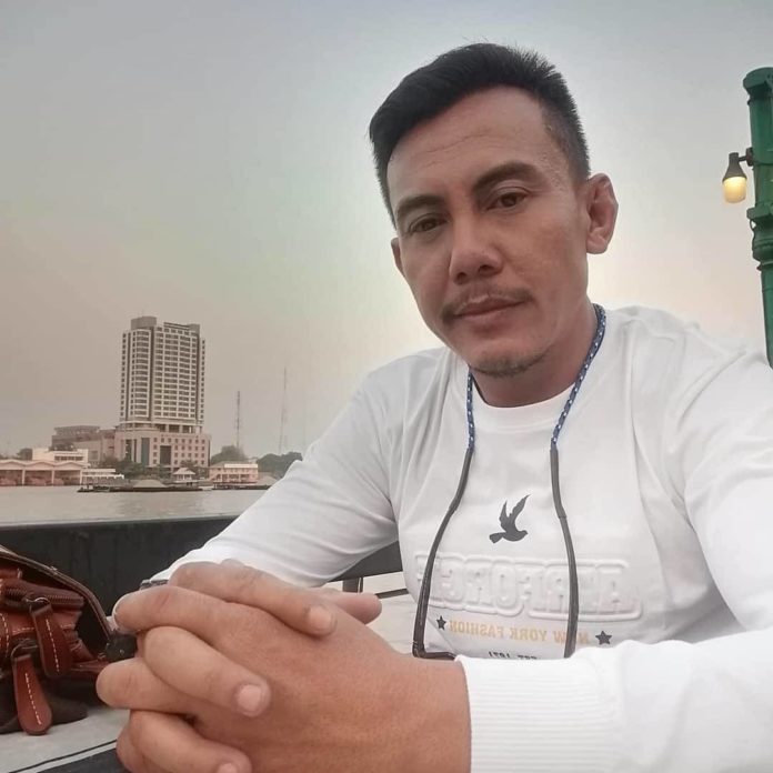 นายวีระยทธ หรือเอก หอยทรัพย์
