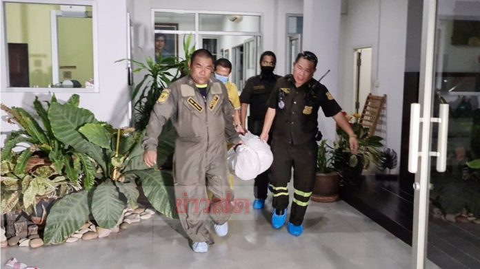 ปาดคอฆ่าชิงทอง