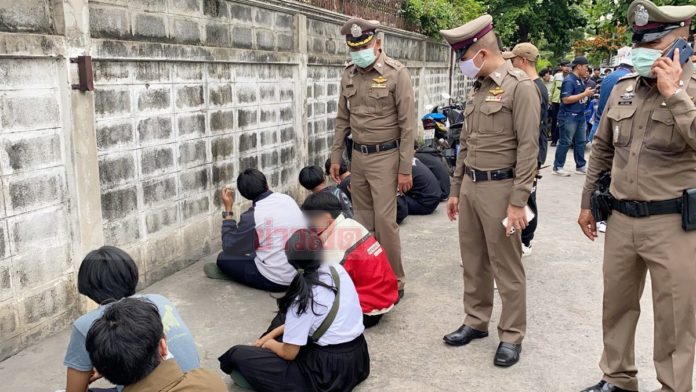 จับนร.ช่างกล