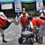 นำรถสปอร์ตเปิดประทุน จุดประทัด1.3แสนนัดแก้บน กุมารน้องเก้าเลิฟเลิฟ