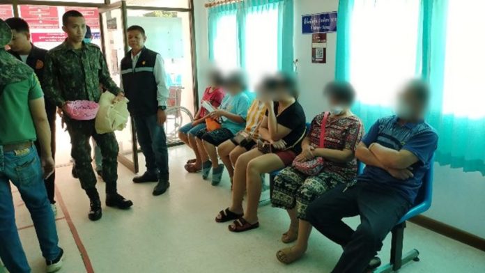 จับไพ่ใกล้โรงพัก 