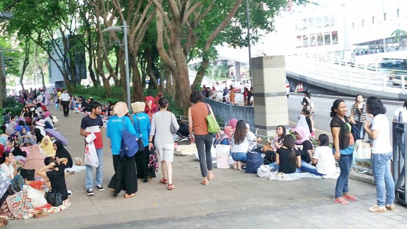 โควิด : ฮ่องกงตรวจฟรี “เมดต่างชาติ”
