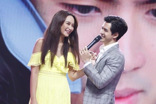 จ๊ะ อาร์สยาม