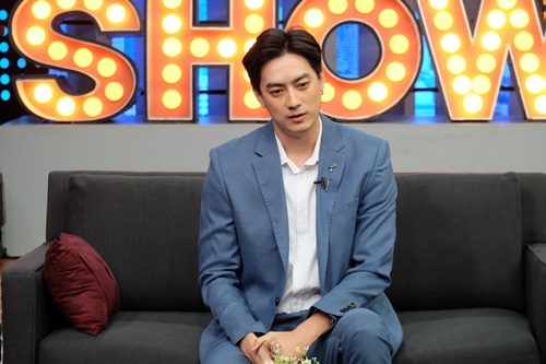 ฟิล์ม รัฐภูมิ