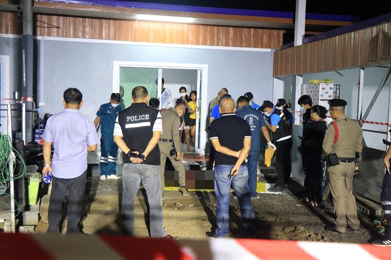 คนร้ายโหด บุกยิงหนุ่ม ขณะกำลังกินข้าวอยู่หน้าบ้านในพื้นที่ จ.พิษณุโลก ก่อนเสียชีวิตสลด