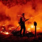 ไฟป่าโหมสหรัฐสุดวายวอดกว่า 200 แห่ง วินาศใหญ่เท่ามลรัฐคอนเน็กติกัต