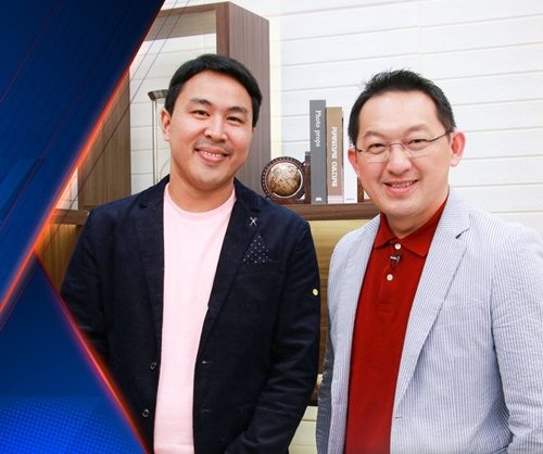 พบกับ
