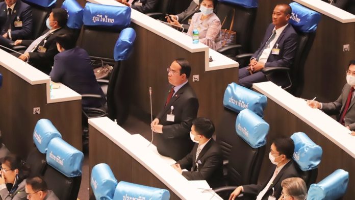 ปชป.หนุนลุยโหวต