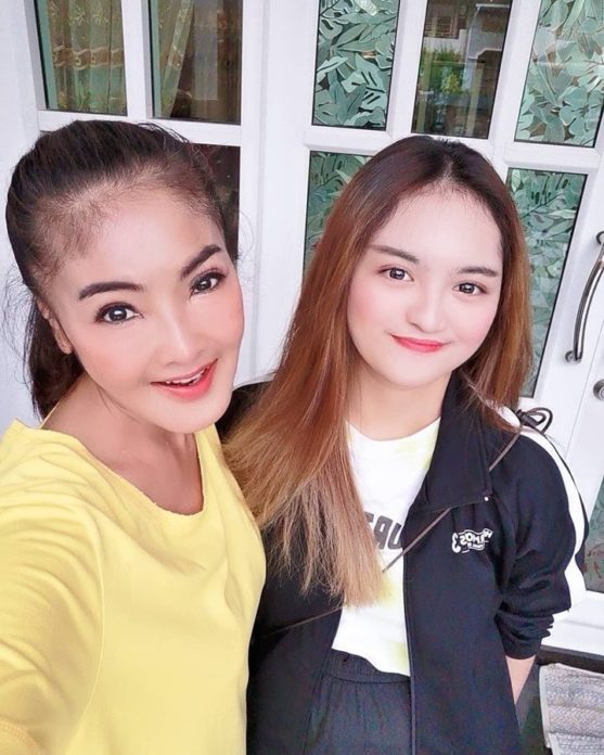 ดาว มยุรี