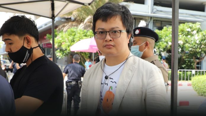  ขัดหลักนิติธรรม 