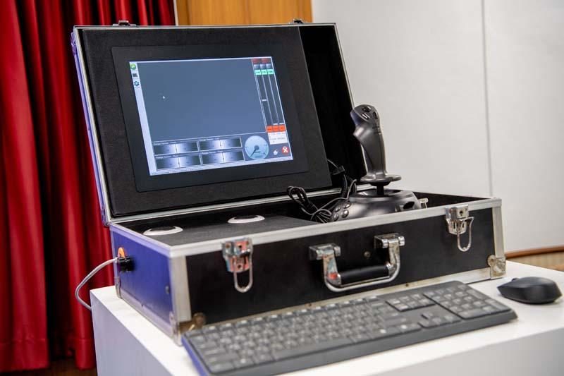 ชุดควบคุมภาคพื้นดิน (Ground Controller)