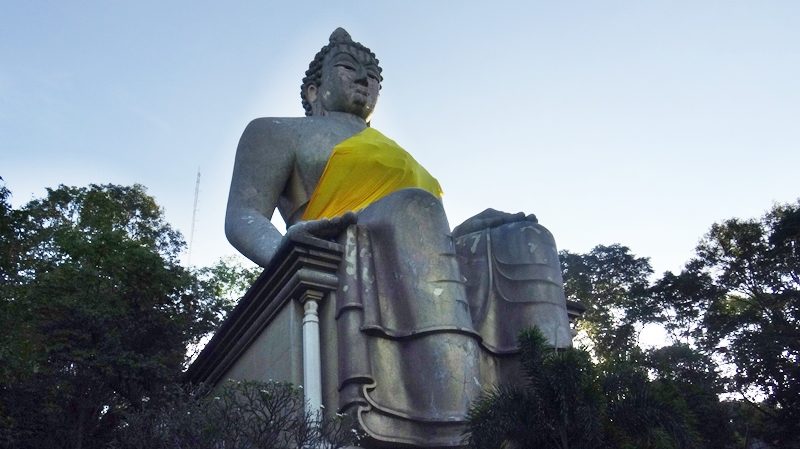 แม่ชีสุดช็อก พบ หลวงพ่อ มรณภาพข้างกุฏิหน้าพระใหญ่วัดดังเมืองชลบุรี