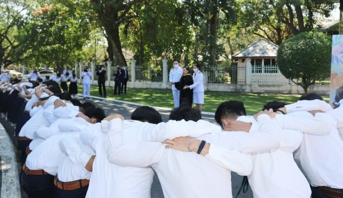 กรมสมเด็จพระเทพฯ พระราชทานปริญญาบัตรดุษฎีบัณฑิต กรมพระศรีสวางควัฒน
