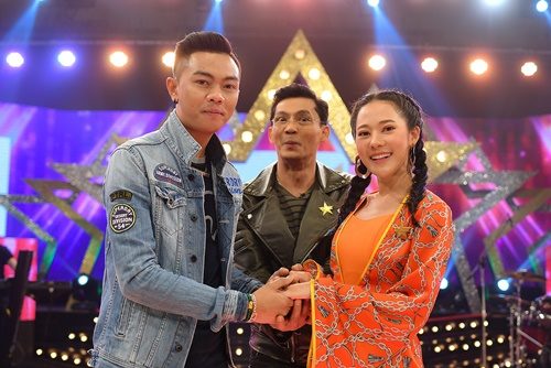 พิณ