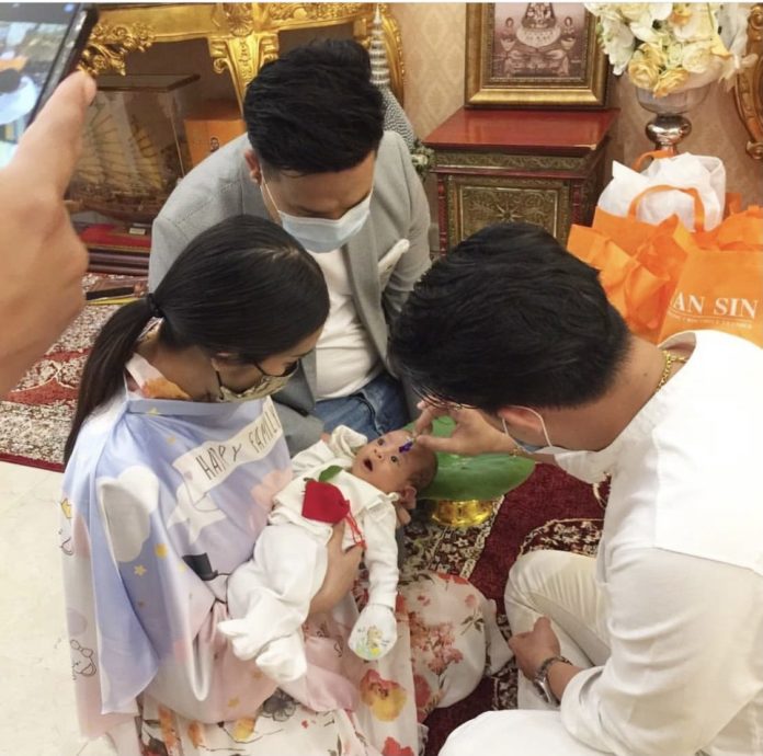 ใหม่ สุคนธวา รับขวัญ