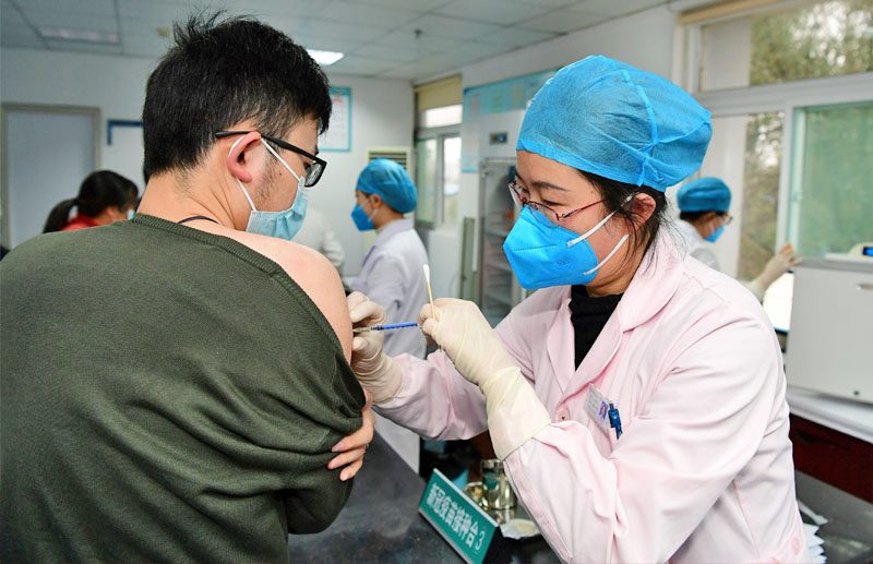 จีนฉลุยใช้วัคซีน
