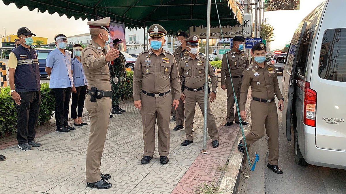 ลุยตรวจโควิด