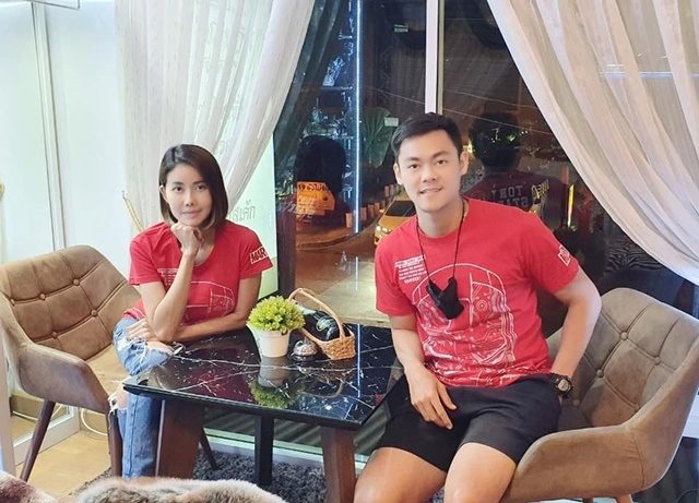 ปิ๋ม ซีโฟร์ โชว์สวีต ควง เงิน ชัยวัฒน์