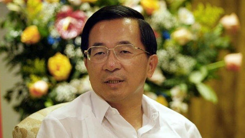 ประธานาธิบดีเฉิน สุยเปี่ยนของไต้หวัน ให้สัมภาษณ์นักข่าวในกรุงปานามาซิตี้ 02 พ.ย. 2003