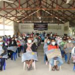 ทหารพัฒนา13 แจกผ้าหม่-เจลแฮลกอฮอร์ ประชาชนพื้นที่ เพชรบุรี