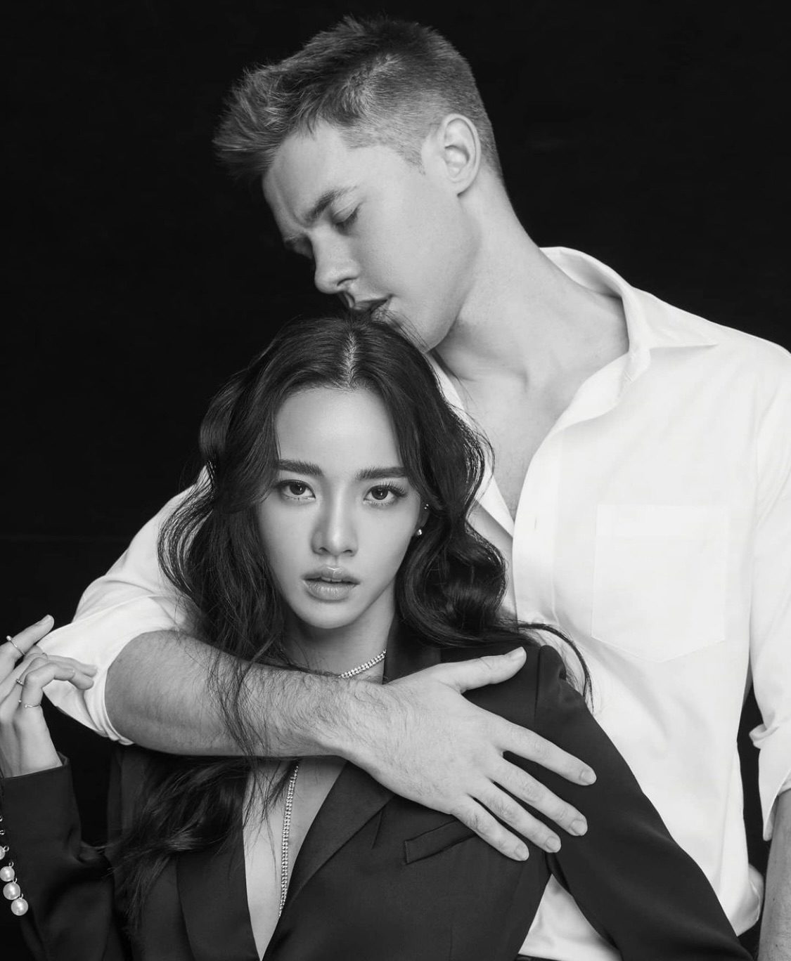 วาววา ลงรูป ชวนน่าสังสัย