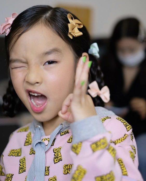 แม่แอฟ ทักษอร อวยพร น้องปีใหม่