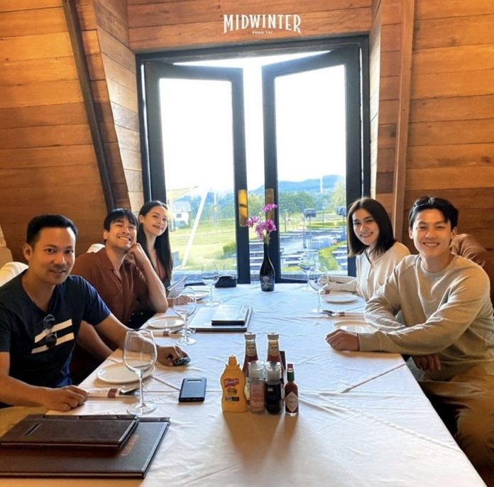 ญาญ่า แช่น้ำ ชื่นชมธรรมชาติ