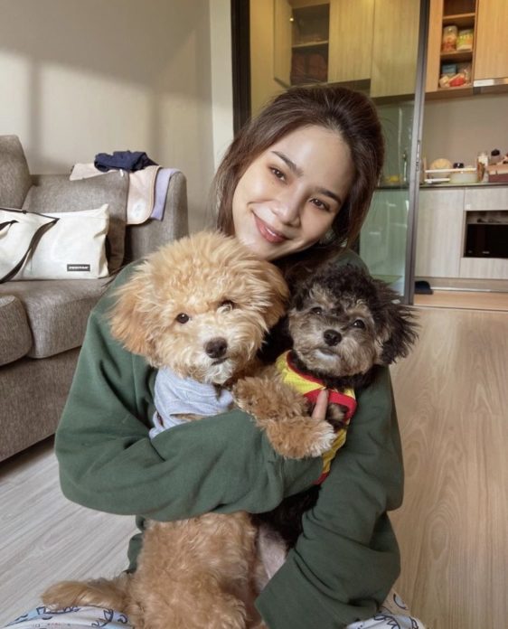 ลิตา อินท์ชลิตา พิธีกรคนดัง