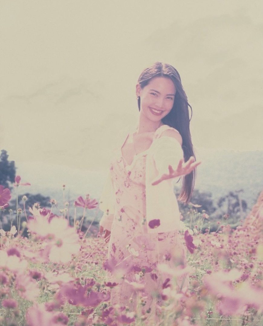 ญาญ่า บุกกอง มนต์รักผักกะแยง