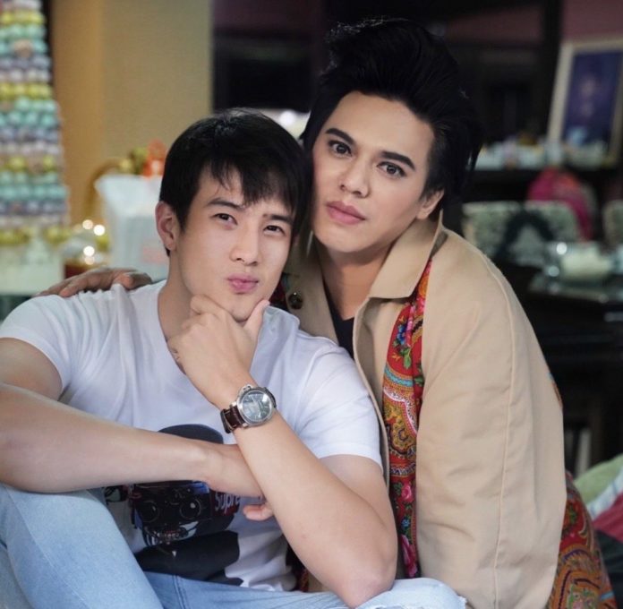 เจมส์ มาร์