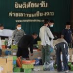 บุญรอดฯ มอบรองเท้าเซฟตี้-อาสาสมัครใส่ลุยดับไฟป่าเชียงใหม่