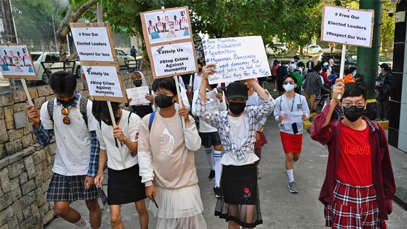 เมียนมาประท้วงต่อเนื่องวันที่ 6