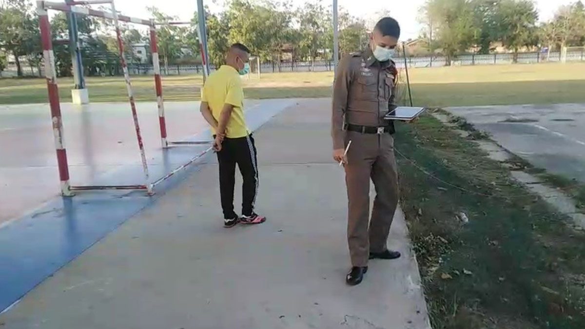 ประทัดบึ้มสนั่น กลางโรงเรียน