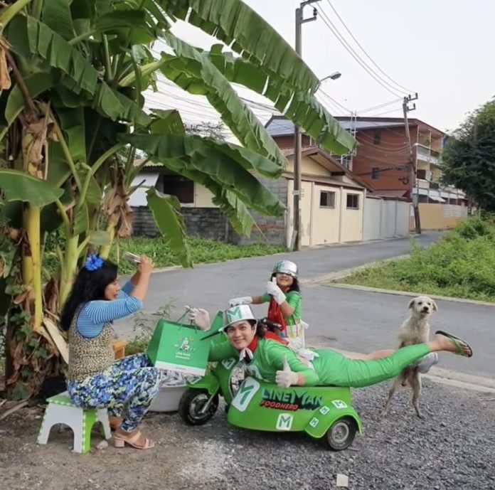 แน็ก ชาลี รีวิวแต่ละทีไม่ใช่เรื่องง่าย