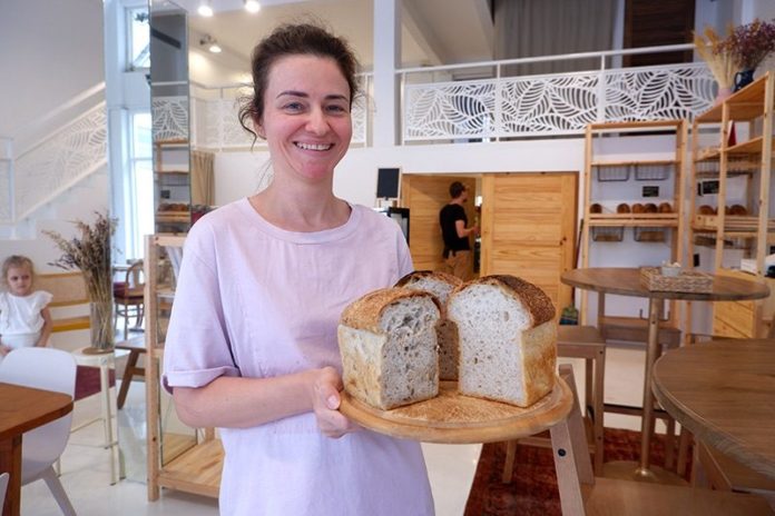 ขนมปังเปรี้ยว