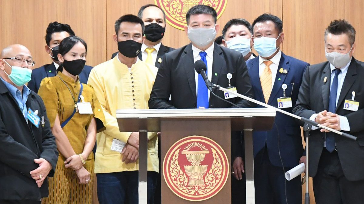 ลุงพลป้าแต๋น โร่พบสิระ ขอความเป็นธรรม ร้องโดนสื่อคุกคาม ...