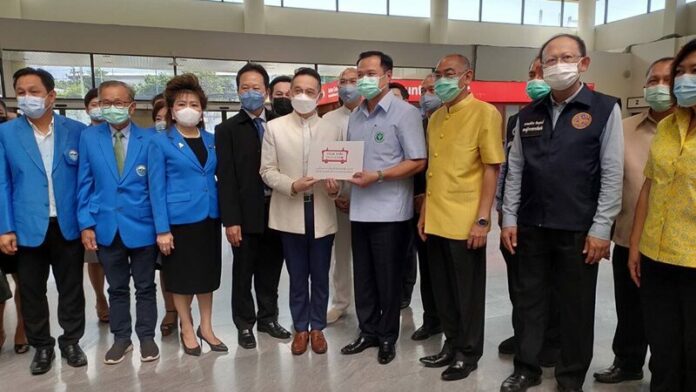 โควิดบิ๊กสนามบิน