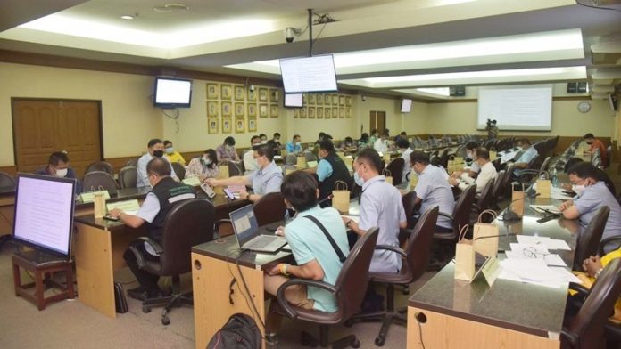 โควิดยังพุ่งไม่หยุด