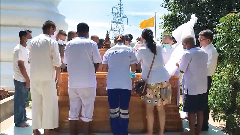 ย้อนคดี‘พระกิโยติน’ ตัดหัวถวายพุทธบูชา ตร.เร่งเอาผิดคนรู้เห็น ย้ำ‘อวิชชา’นอกคำสอน : คอลัมน์ แฟ้มคดี