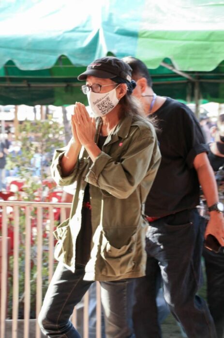 แอ๊ด คาราบาว