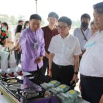 วันคล้ายวันพระราชสมภพ “กรมสมเด็จพระเทพฯ” ชุมชนรอบโรงงานหลวงฯที่3 ใช้ฟรี "แก๊สซีบีจี" เดือนเมย. ดอยคำ-สนพ.-มช. ร่วมเปิดโรงจ่ายก๊าซ “ศิลาธรหิรัณย์”  