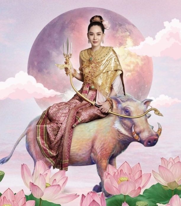 นุ้ย สุจิรา ทรงเครื่อง / นุ้ย สุจิรา