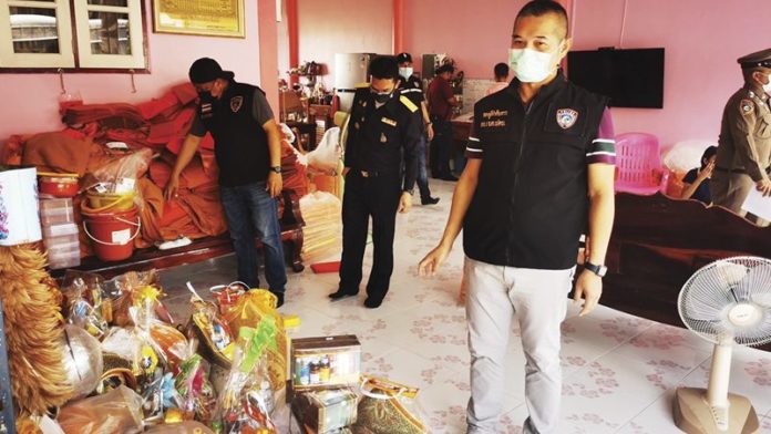 ตามตร.จับร้านค้าแสบย้อมแมวขายผ้าไตรจีวร