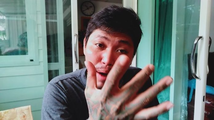หนุ่มเปิดปมแค้น ละเลงขี้หมาสาว ยันไม่ได้ทำร้าย ทุ่มหมดยังมาหลอกแม่