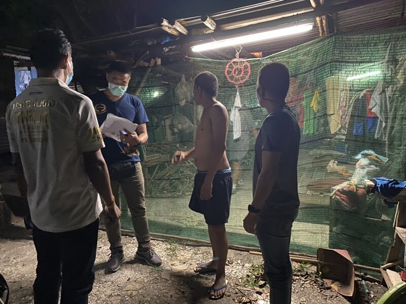 คอมมานโด นำกำลังบุกรวบ หนุ่มคะนอง ร่วมกับเพื่อนบุก ลวนลามสาว ถึงบ้าน อีกไม่กี่เดือนคดีก็จะหมดอายุความ