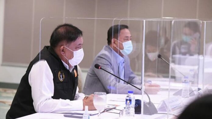 ฉีดวัคซีนนอกรพ.