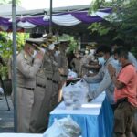 ผบ.ทัพเรือ จัดรถครัวสนาม ช่วยประชาชน