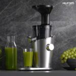 เพื่อคนรักสุขภาพ เครื่องสกัดเย็น Hurom H100 น้ำผักผลไม้-วิตามินธรรมชาติ 100%